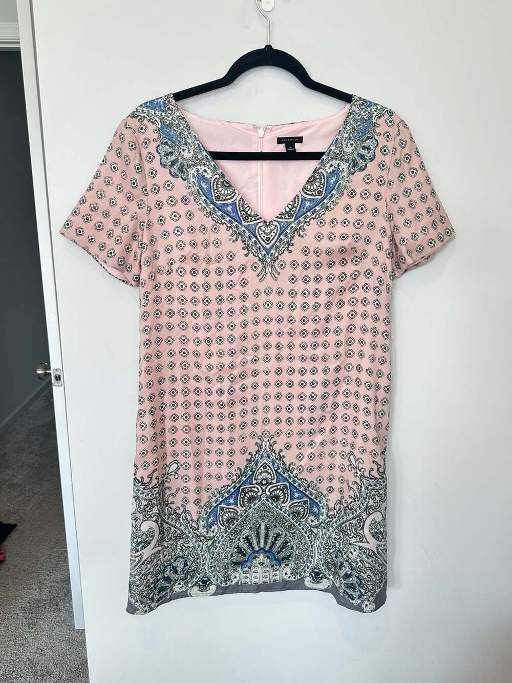 Ann Taylor Pink Blue Paisley Short Sleeve Dress Size S